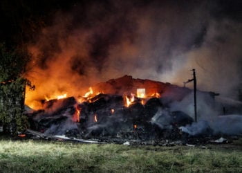 Ermittlungen nach Scheunenbrand in Preschen