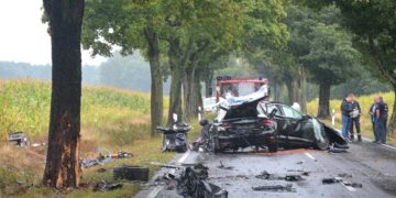 Tödlicher Autounfall zwischen Tschernitz und Jämlitz