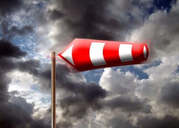 Südbrandenburg: Gewitter mit teils Sturmböen und Starkregen erwartet