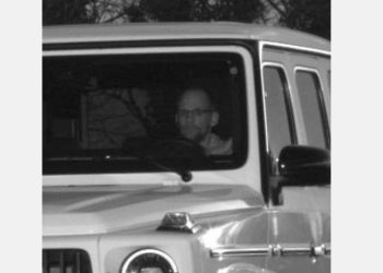 Nach Autodiebstahl in Cottbus: Polizei sucht Fahrer mit Blitzerfoto