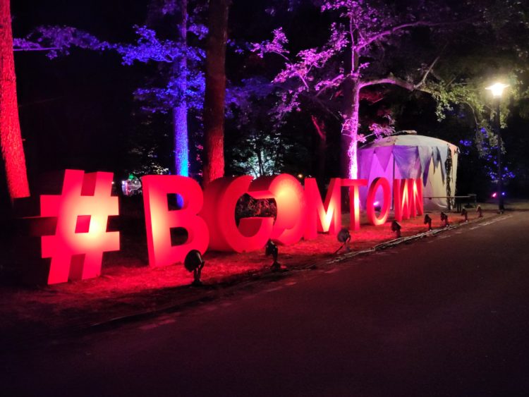 Boomtown Cottbus sichtbar auf dem Elbenwald Festival 2022