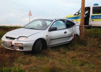 Vollsperrung nach Unfall auf L49 bei Kathlow. Fahrerin verletzt