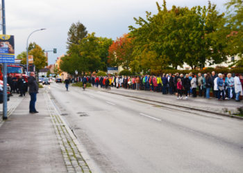 Menschenkette für Erhalt und Zukunft des Spremberger Krankenhaus