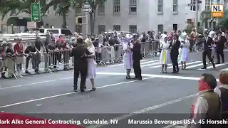 Jänschwalder Musikanten und Trachtenpaare begeistern in New York