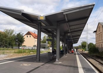 Unterführung & Aufzüge: Bahnhof Eisenhüttenstadt barrierefrei erneuert