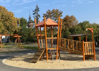 Modernisierter Platz des Friedens in Forst übergeben