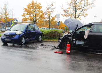 Cottbus: Ein Verletzter bei Autounfall in Groß Gaglow