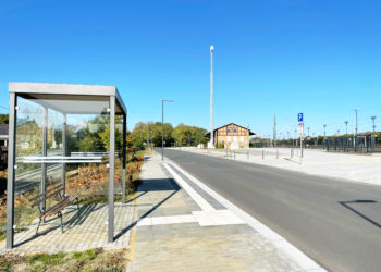 Neues Bahnhofsumfeld in Lübben fertig. Tunnel soll bis 2026 folgen