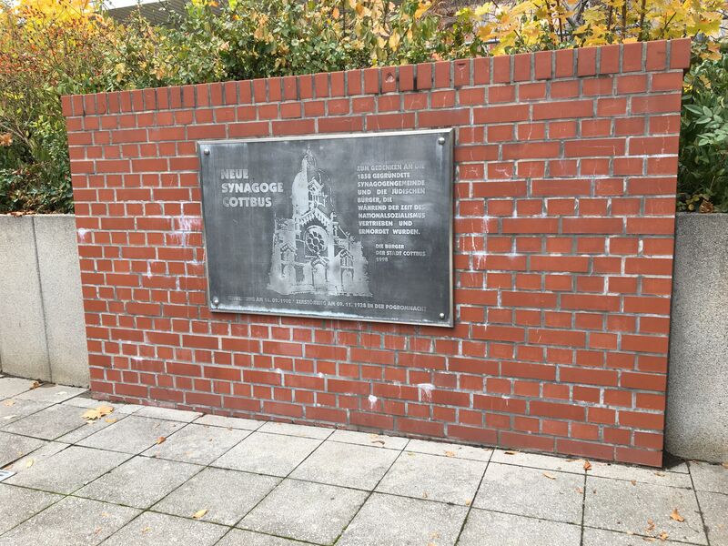 Gedenktafel der alten Synagoge in der Karl-Liebknecht-StraßeJan Gloßmann