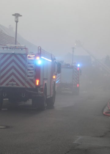 Gebäudebrand in Cottbus-Branitz; Foto: Blaulichtreport Lausitz