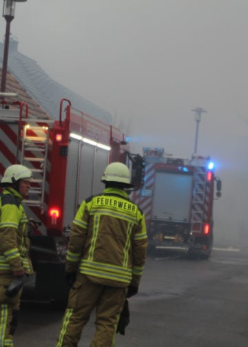 Gebäudebrand in Cottbus-Branitz; Foto: Blaulichtreport Lausitz