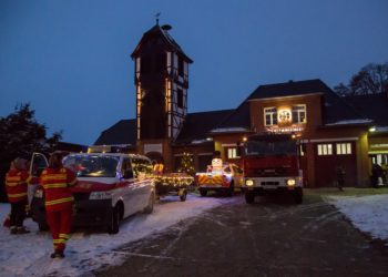Lichterfahrt der Freiwilligen Feuerwehr Cottbus-Ströbitz