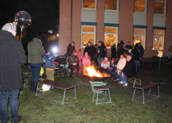 Nach drei Jahren Pause: Kita in Schwarze Pumpe feierte Laternenfest