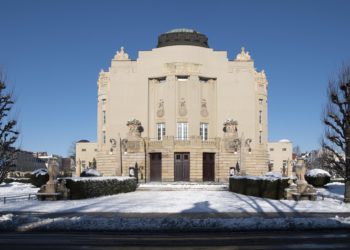 Cottbuser Staatstheater sucht eine Kinderbetreuung