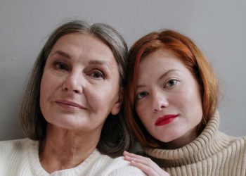 10 Jahre jünger aussehen mit diesen einfachen Tricks