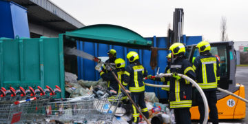 Brand am Kaufland in Spremberg; Blaulichtreport Lausitz