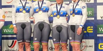 Alessa Pröpster, Lea Sophie Friedrich, Emma Hinze und Pauline Grabosch (v. li.) holten den EM-Titel im Teamsprint. Foto: BDR