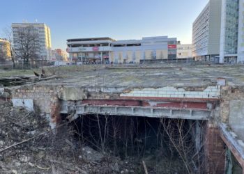 Ende des Cottbuser Schandflecks? Stadtparlament stimmt für GWC-Kauf