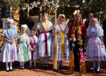 Traditionelles Anstaken lockt am Osterwochenende nach Lübben