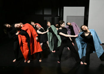 Piccolo Theater lädt zur Premiere von „Pictures of me, Pictures of you“