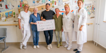 v.l.n.r. Frau Dr. Stolz, Frau Dr. Möbius, Alexander Knappe, Frau Dr. Böschow, Schwester Katrin
und Frau Dr. Matzker. (Bild: CTK Cottbus)