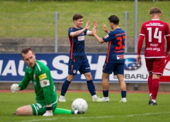 Badu & Shcherbakovski treffen in Halberstadt! FCE feiert Auswärtssieg