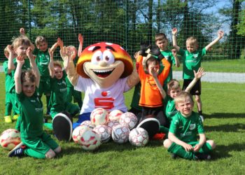 „30 mal Gutes tun“: 1.000 Euro für Bambinis der SG Burg