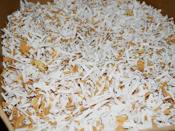 Illegale Zigarettenproduktion in Cottbus; Bild: ZOLL
