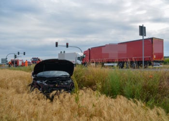 Zwei Verletzte nach schwerem Unfall auf B97 bei Schwarze Pumpe