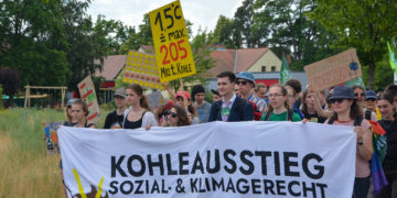 Klima-Demo am Tagebau Welzow