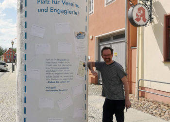 Pilotprojekt in Herzberg belebt alte Litfaßsäule