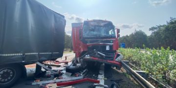 LKW Unfall mit drei LKW zwischen Staakow und Baruth auf der A13