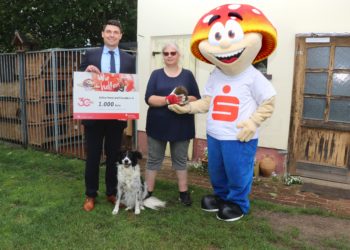 Sparkasse Spree-Neiße unterstützt „Gelben Hund und Freunde“ in Leuthen
