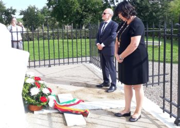 Spremberger Delegation gedenkt Schlachtopfern von 1870 in Frankreich