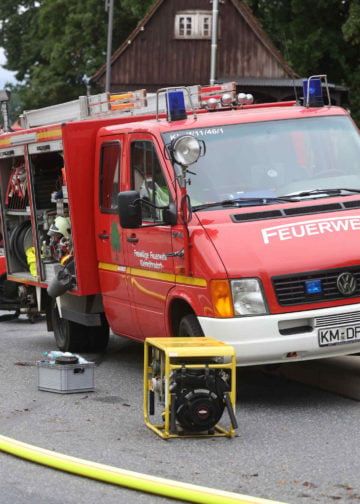 Großröhrsdorf- Gotteshaus in Flammen: Kirche abgebrannt