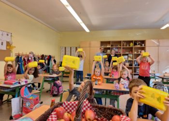 Gesundes Frühstück: 218 Bio-Brotboxen für Senftenberger Grundschüler