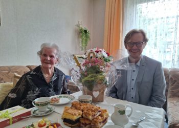Senftenberg: Club der 100-Jährigen wächst. Dora Rumsch feierte Ehrentag