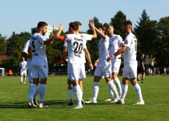 5:0-Auswärtssieg! FCE löst Pokalaufgabe in Babelsberg trotz Slamar-Rot