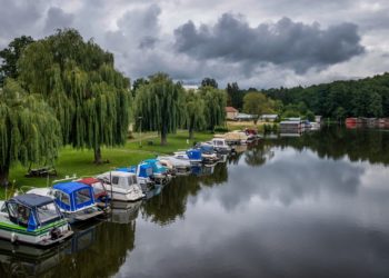 Ein Hausboot mieten in Brandenburg – Ein schwimmendes Abenteuer!