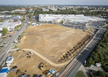 Neuer Lausitz-Park Cottbus: Grundstein für 100-Millionen-Euro-Projekt