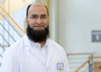 Neuer Chefchirurg: Dr. Ahmad Oyais verstärkt Sana Klinik in Lauchhammer
