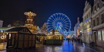 Weihnachtsmarkt in Cottbus. Sicherheitstipps der Polizei gegen Taschendiebstahl