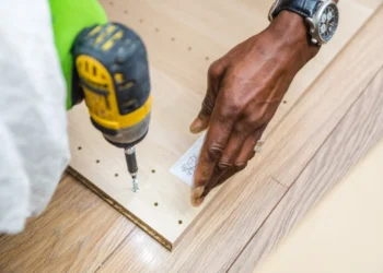 IKEA-Möbelaufbau: Die häufigsten Fehler und wie man sie vermeidet