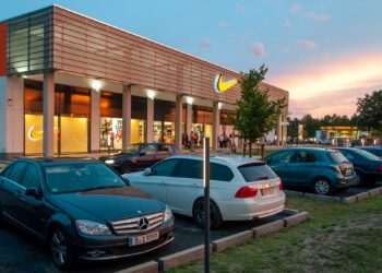 Marken-Outlets Schwarzheide laden zum Neujahrsshopping