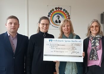 Volksbank spendete 1.300 Euro an Corona-Schröter-Grundschule Guben