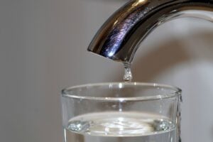 Märkischer Wasserverband schlägt Alarm. Trinkwasser wird knapp
