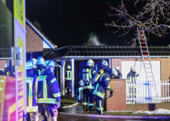 Ursachensuche nach Garagenbrand in Werben