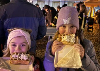 Knapp 300 Wunschzettel: Erstmals „Fest der Wünsche“ in Senftenberg