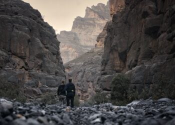 Emirate & Oman abgehakt! Nächstes Weltreise-Update von Cottbuser Paar