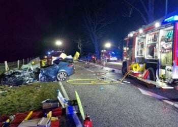 59-Jährige bei schwerem Autounfall nahe Beeskow ums Leben gekommen